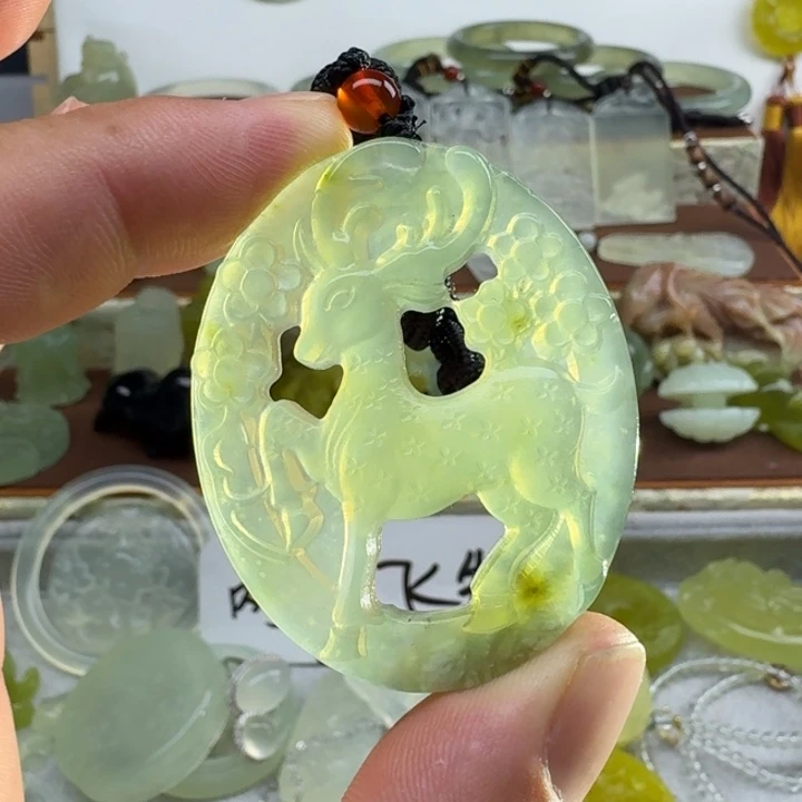 未镶嵌蛇纹石玉颈饰