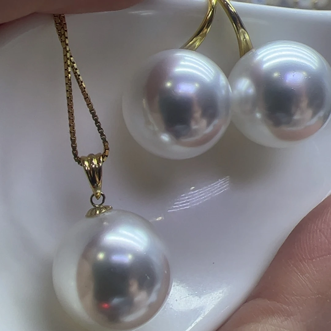 淡水珍珠吊坠(赠链)18K金镶嵌