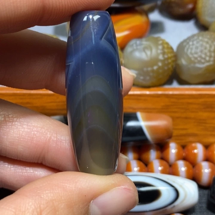 阿***华玛瑙/玉髓未镶嵌颈饰