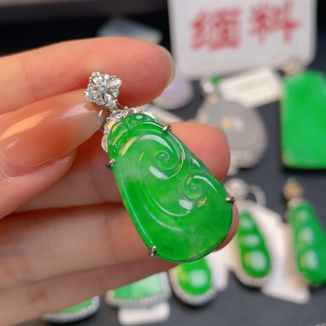 翡翠银S925镶嵌颈饰