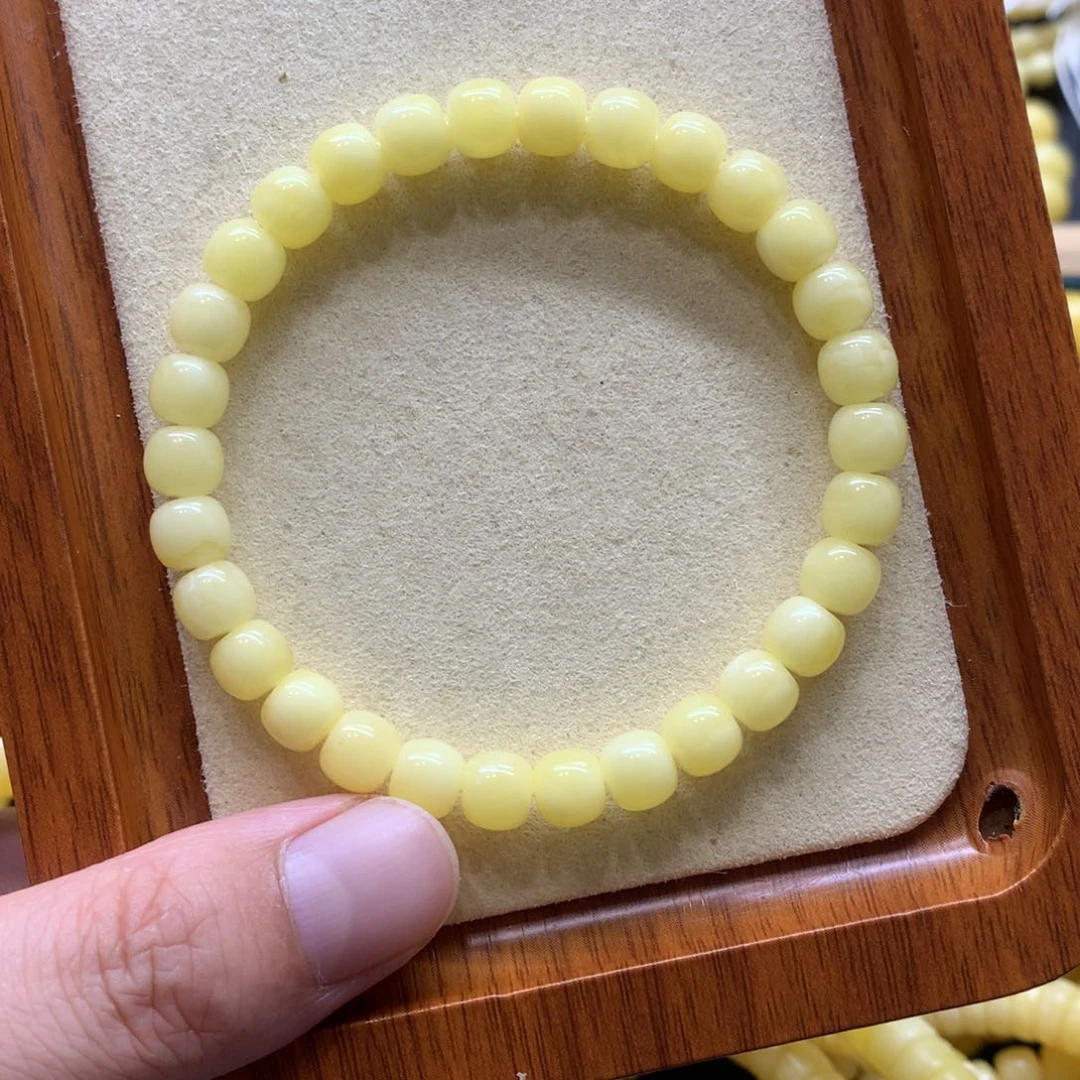 未镶嵌蜜蜡手链蜜蜡