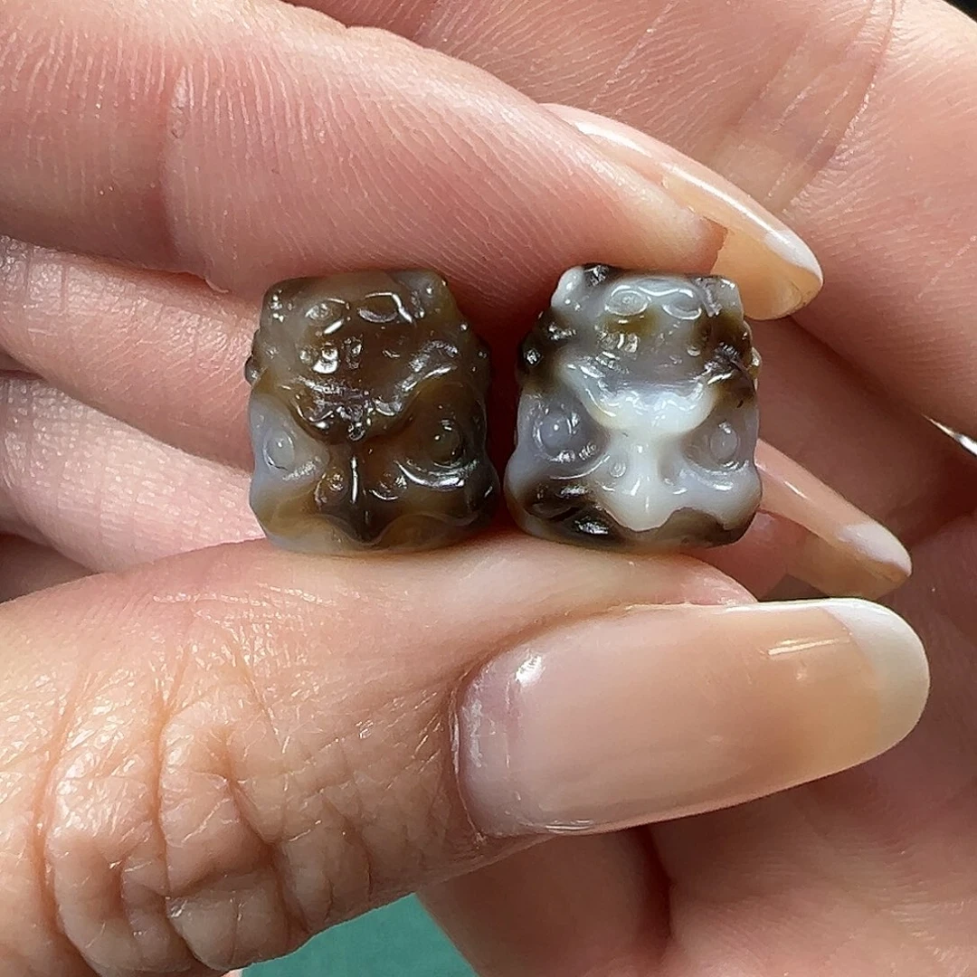 玛瑙/玉髓未镶嵌珠宝半成品台工巧雕大鹏鸟