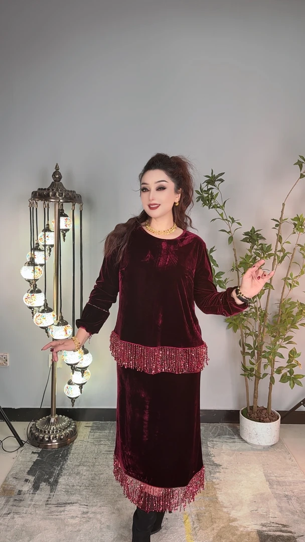 2024复古蕾丝国风显瘦女装连衣裙气质时尚百搭休闲长款贵妇女人味