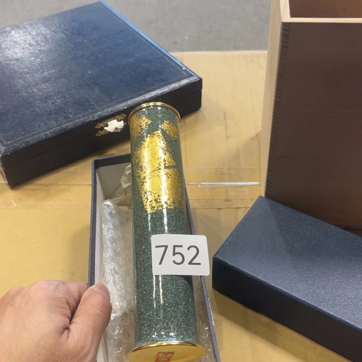 好看的一个花瓶好看