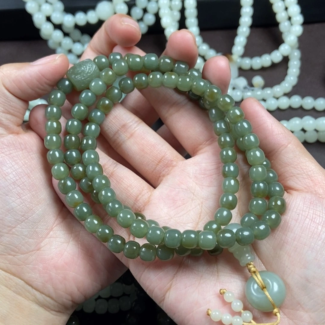 和田玉把件未镶嵌伟*吖别说价