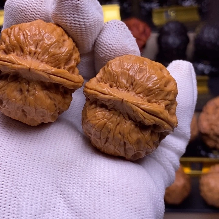 文玩核桃把件玲珑绣球38尺