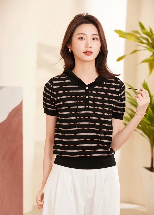 【正品女装】天丝莱赛尔连帽短袖时尚针织衫上衣2025夏季打底条纹