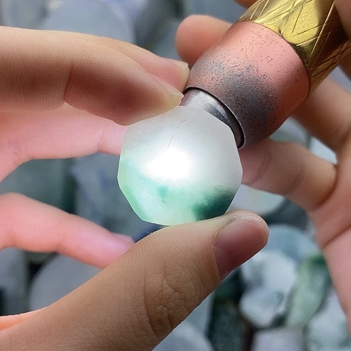翡翠裸石纯天然翡翠
