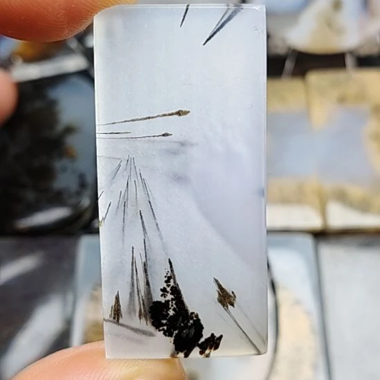 玛瑙/玉髓未镶嵌珠宝奇石