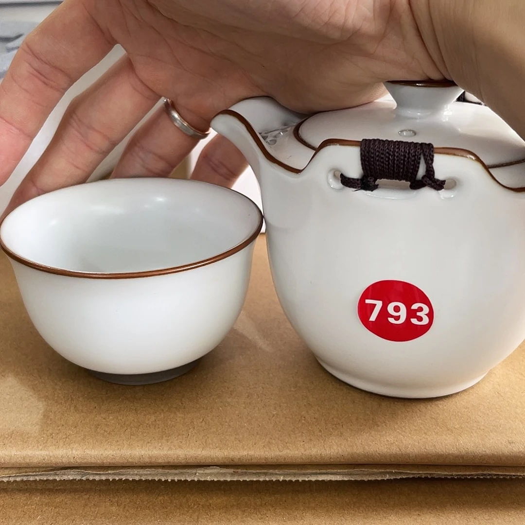 瓷片小微瑕。。。。。。。。