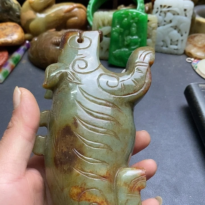 白玉菩提吊坠把件