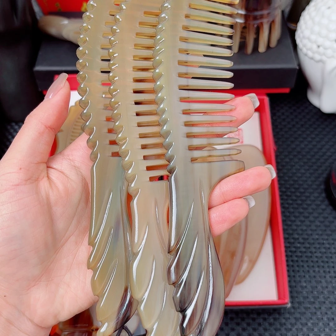 纯天然手工制作牛角梳子