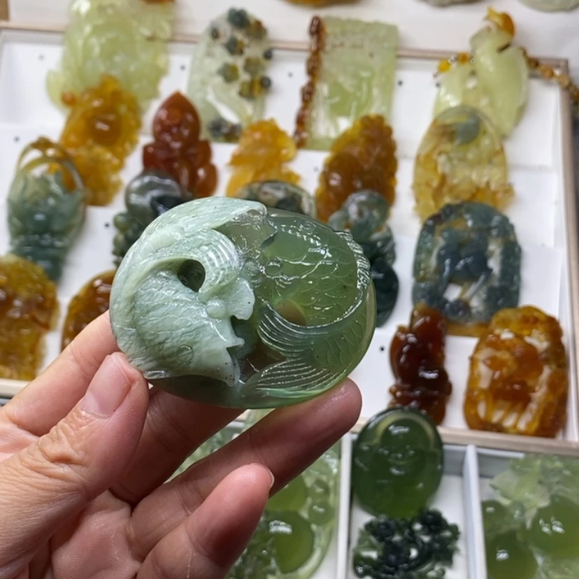 【闪购商品】未镶嵌蛇纹石玉颈饰