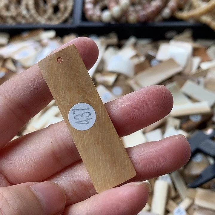 泥塑不打孔联系客服