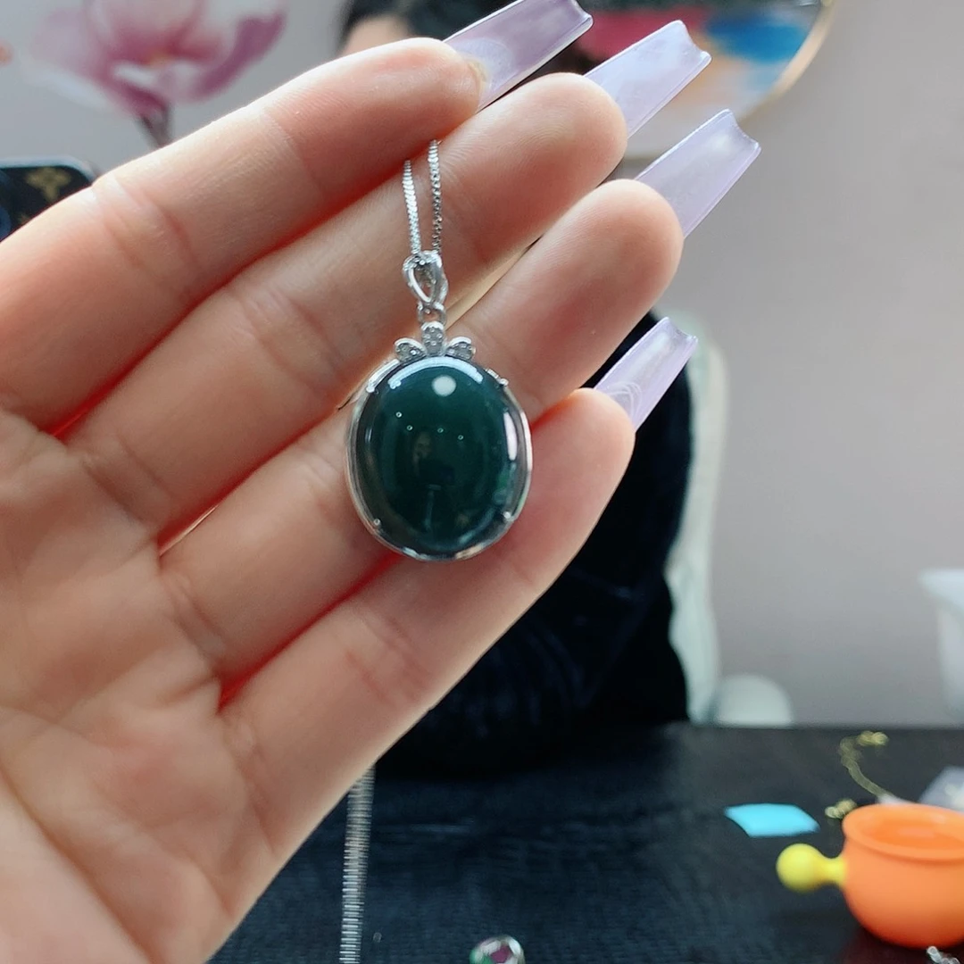 【闪购商品】翡翠吊坠(赠链)银S925镶嵌