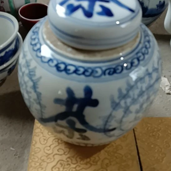 瓷片，，，，，，，，，，，，，，，