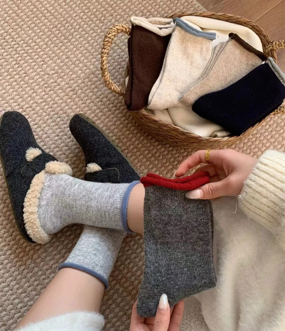 秋冬款美拉德撞色卷边中筒堆堆袜