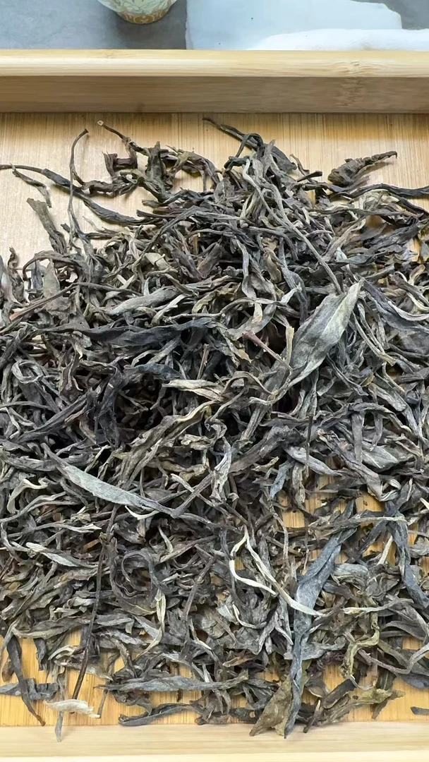 2月26日 100克  24年冰岛老寨  生茶散茶 QW079