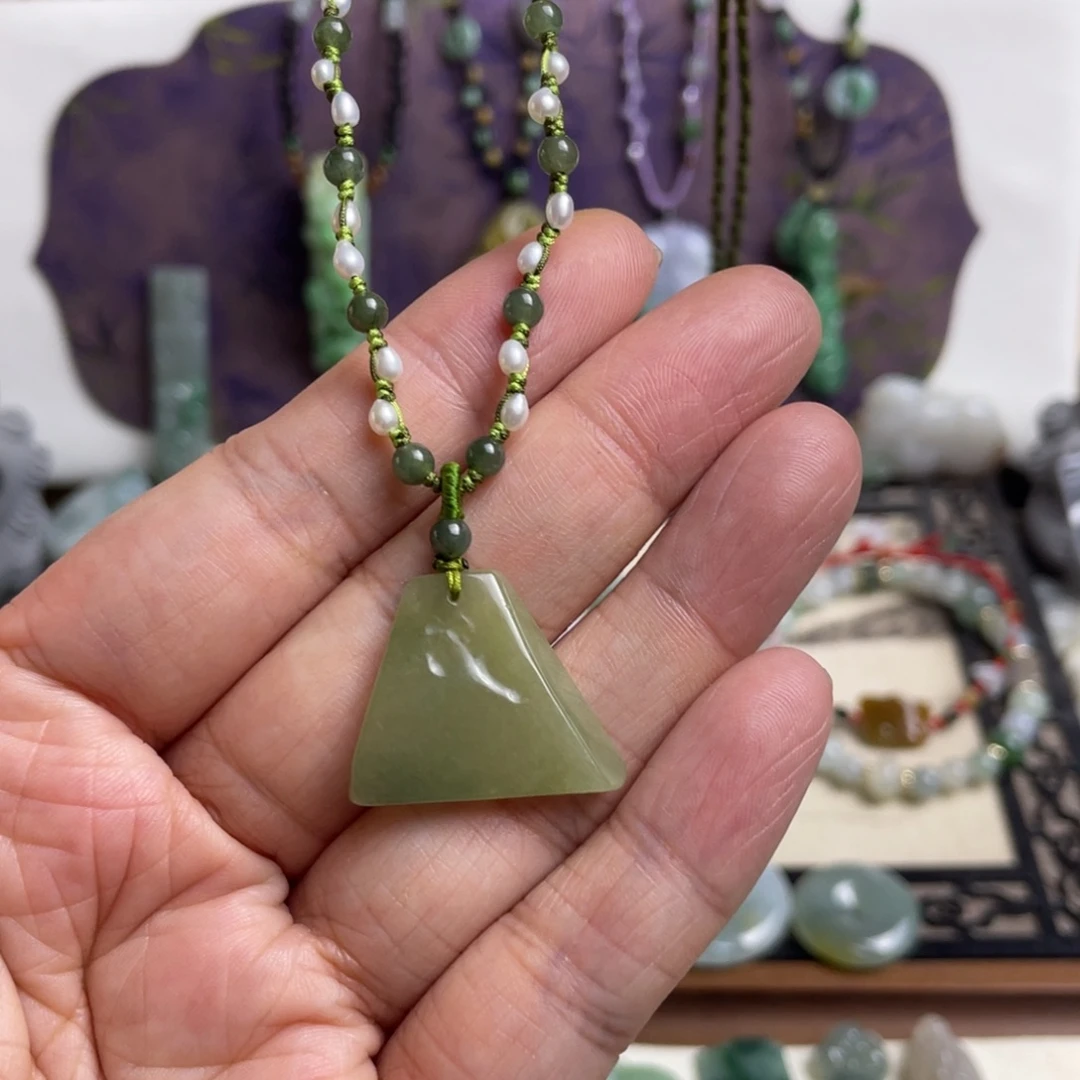 翡翠未镶嵌颈饰特价原石项链