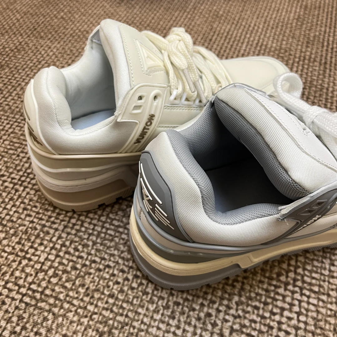 胖丁/运动户外板鞋增高休闲风透气休闲板鞋白色厚底ins休闲鞋中帮