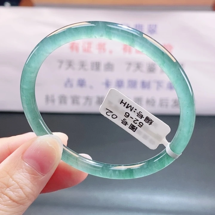 翡翠未镶嵌手镯翡翠手镯121