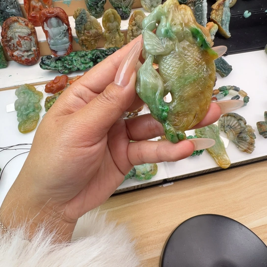 未镶嵌挂件翡翠天然缅甸