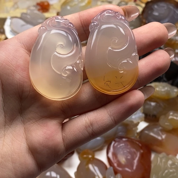 玛瑙/玉髓未镶嵌颈饰