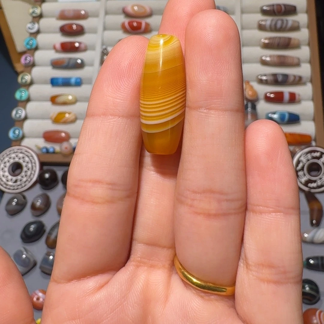 玛瑙/玉髓未镶嵌珠宝半成品