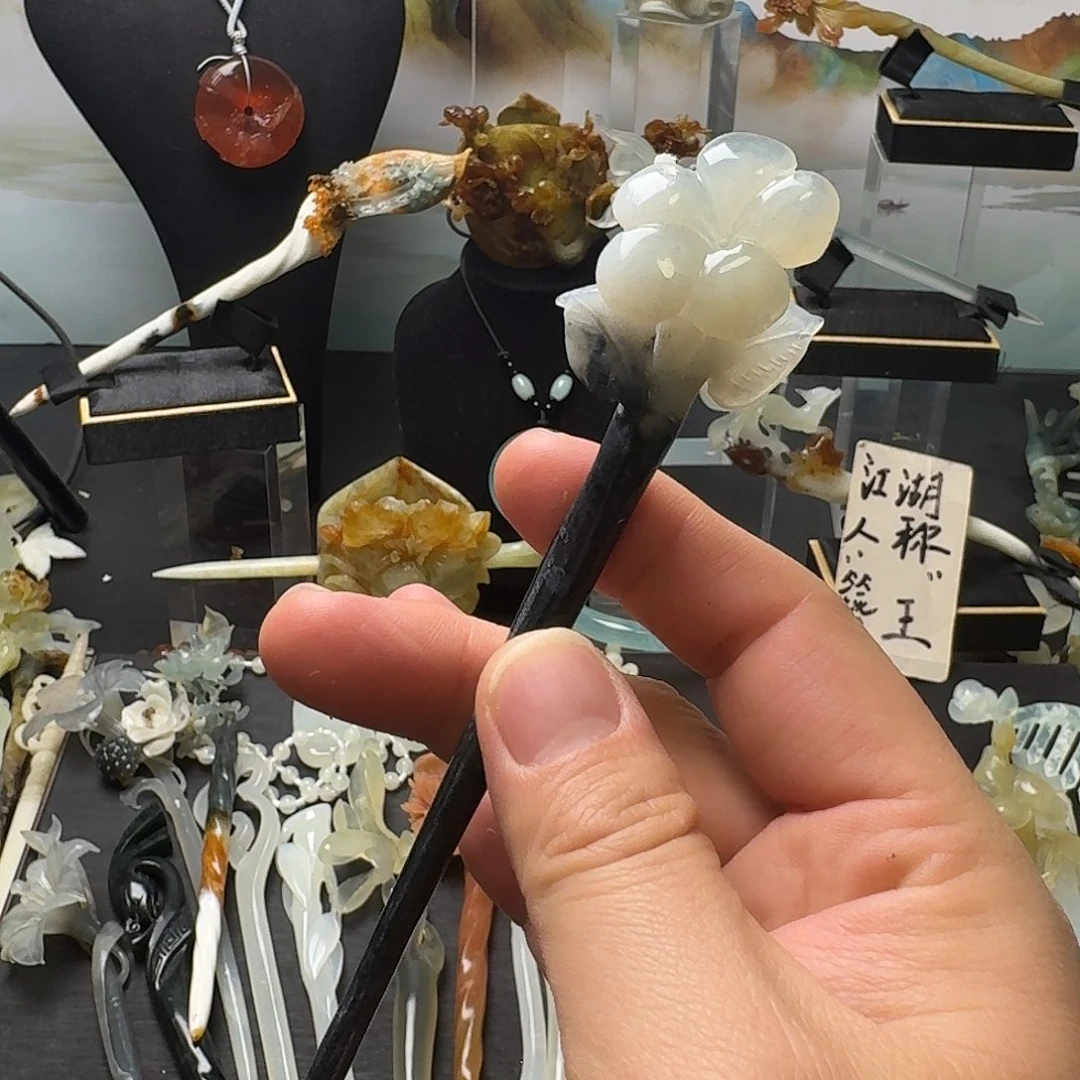 蛇纹石玉未镶嵌发饰