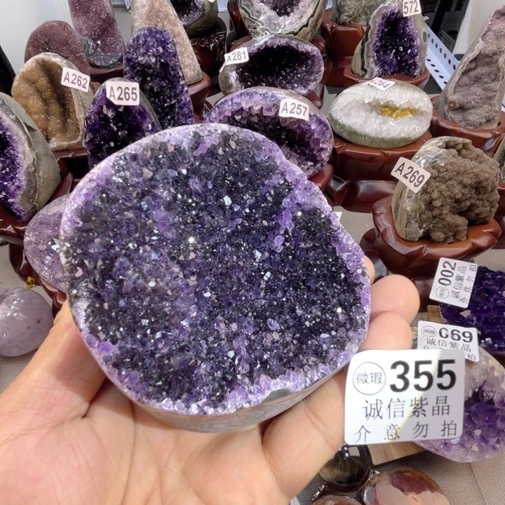 未镶嵌大型摆件（非配饰）水晶