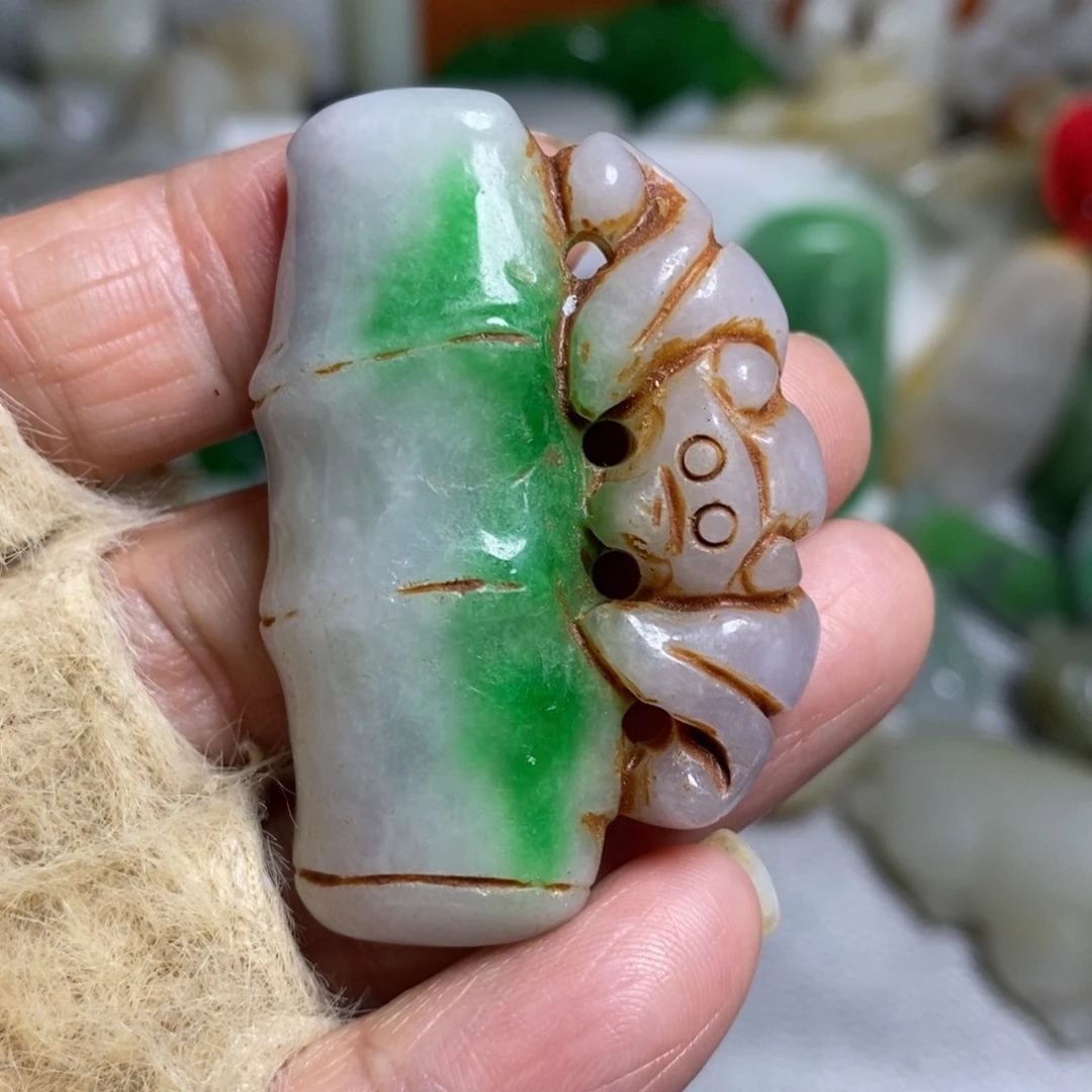 和田玉（糖玉）未镶嵌颈饰