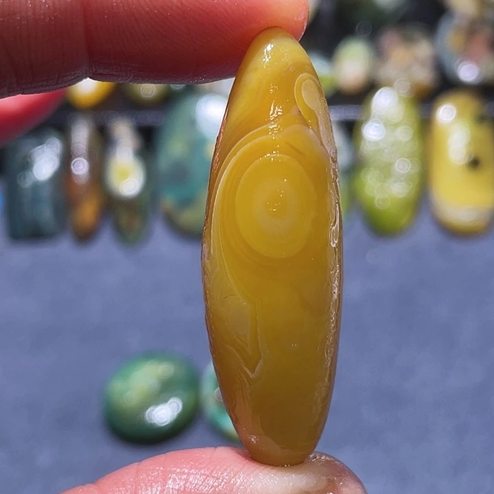 玛瑙/玉髓未镶嵌珠宝奇石