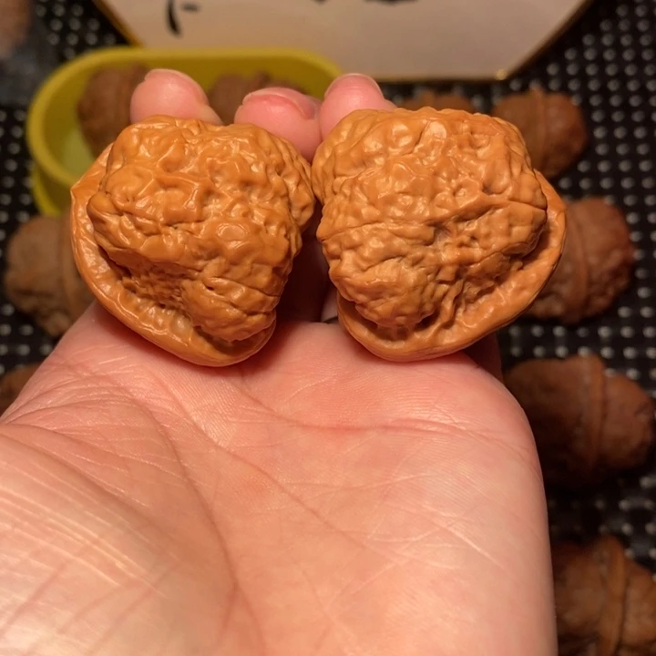 文玩核桃把件小腰大八腿