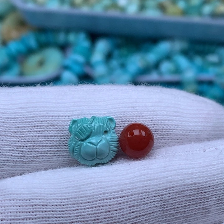 南红玛瑙未镶嵌珠宝奇石