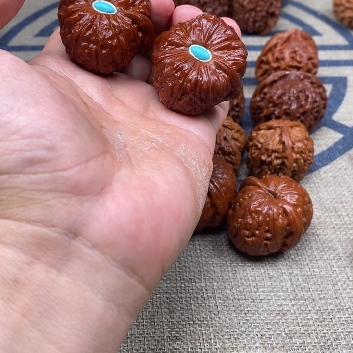 文玩核桃把件孔*核桃