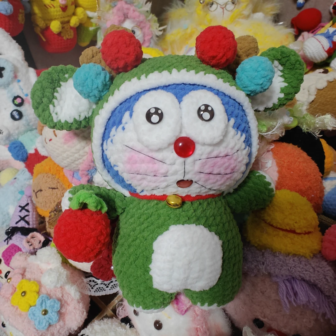 可爱的毛线娃娃娃娃