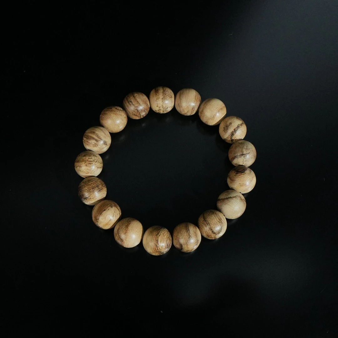 DY-A8081 加里曼丹虎斑纹沉香手串 1.22cm8.34g