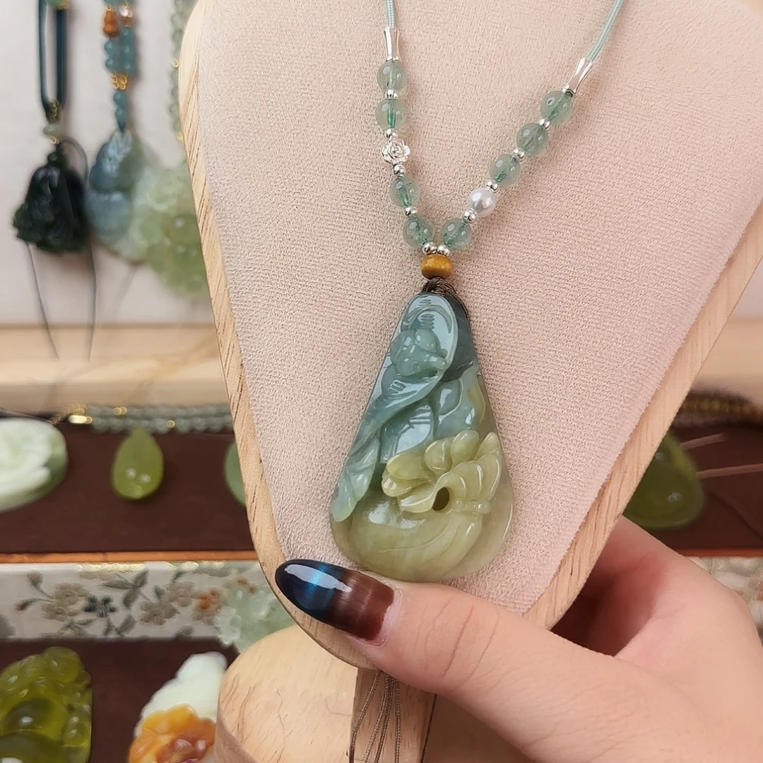 蛇纹石玉合金颈饰