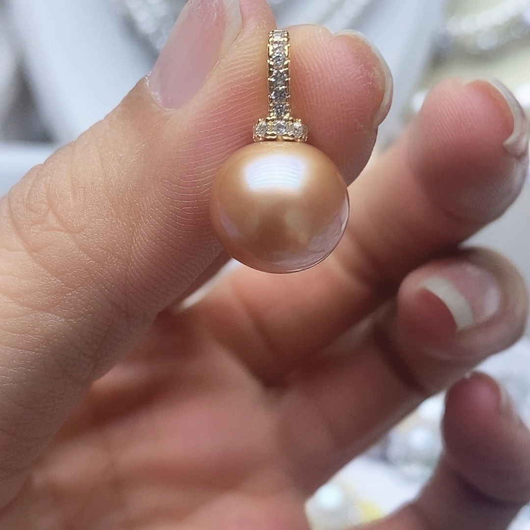 淡水珍珠吊坠未镶嵌