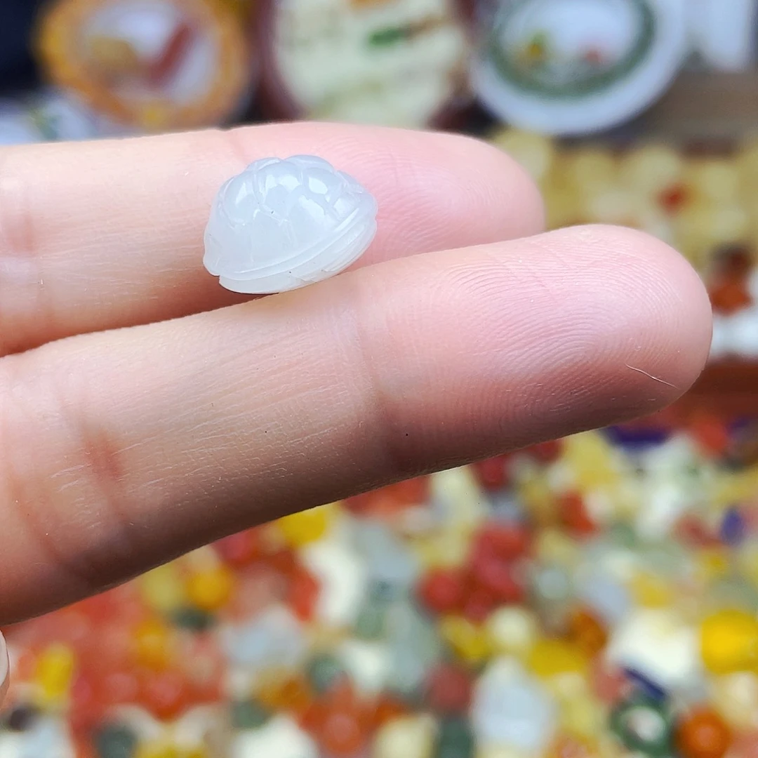 和田玉挂件未镶嵌莹*订制