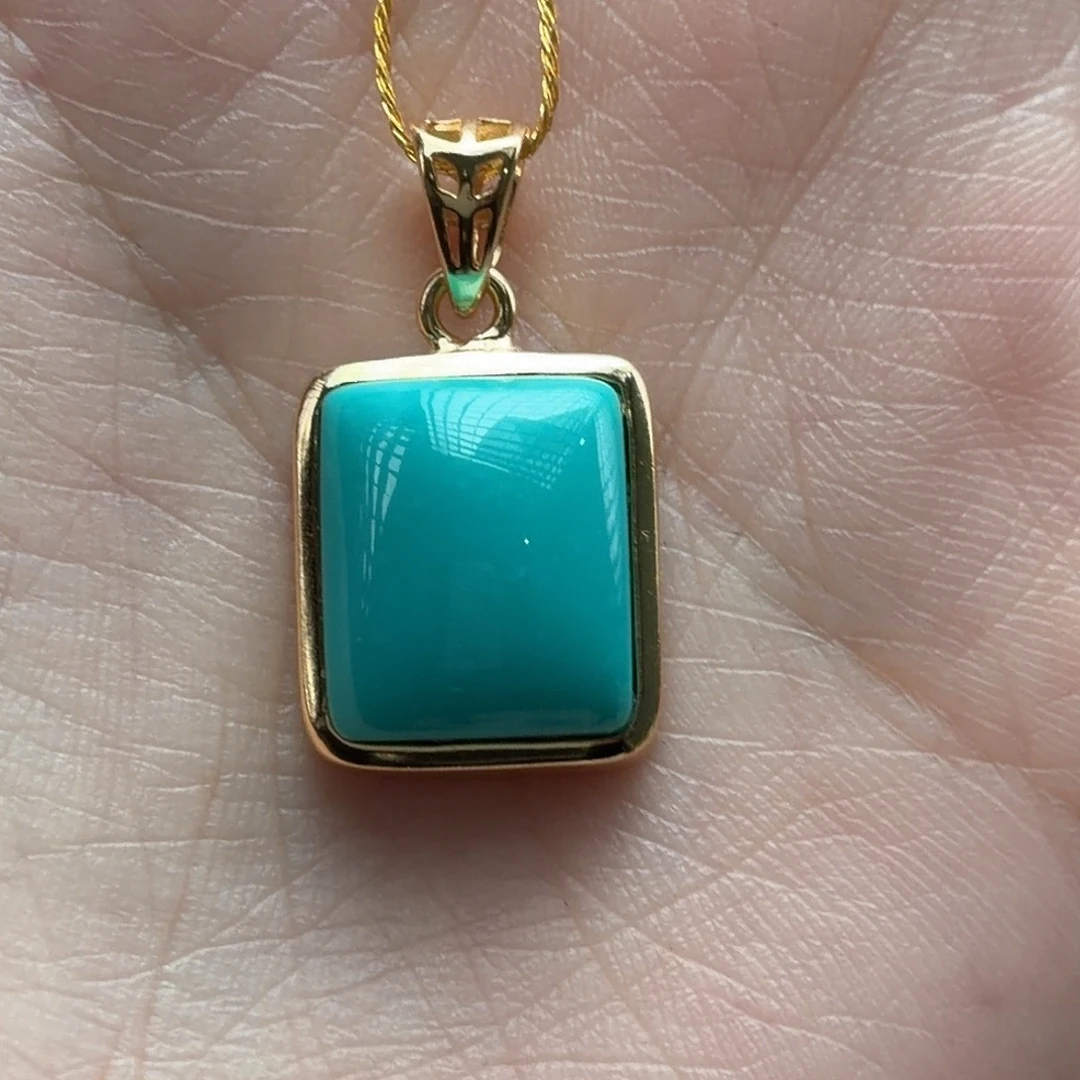 绿松石未镶嵌颈饰