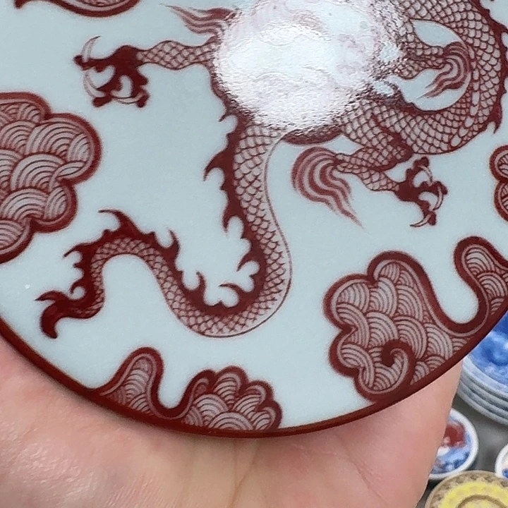瓷片釉里红穿云龙盖直