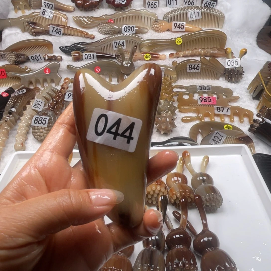 杨***珍牛角梳牛角福利款