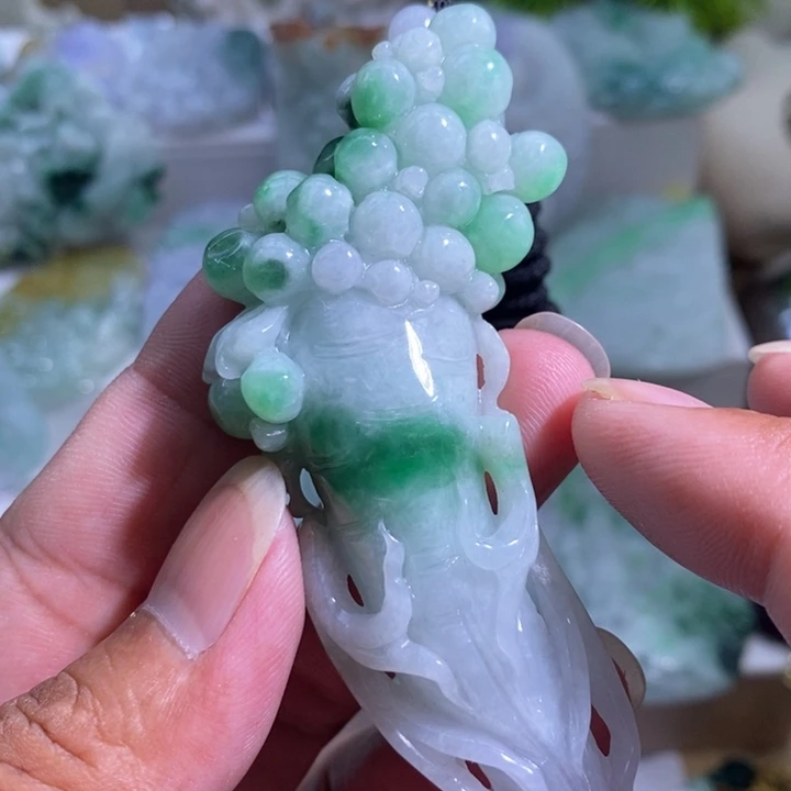 【闪购商品】翡翠挂件未镶嵌111111111111