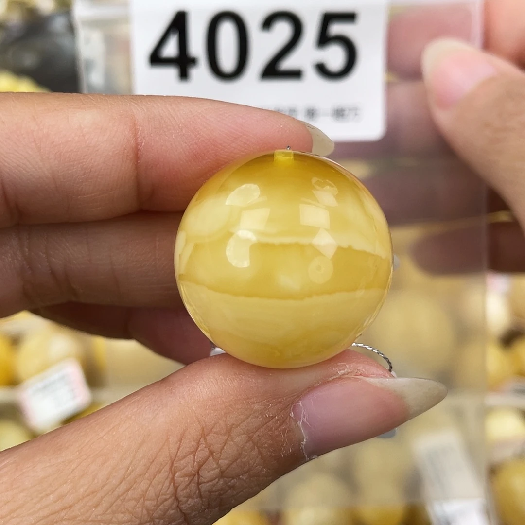 琥珀未镶嵌裸石25