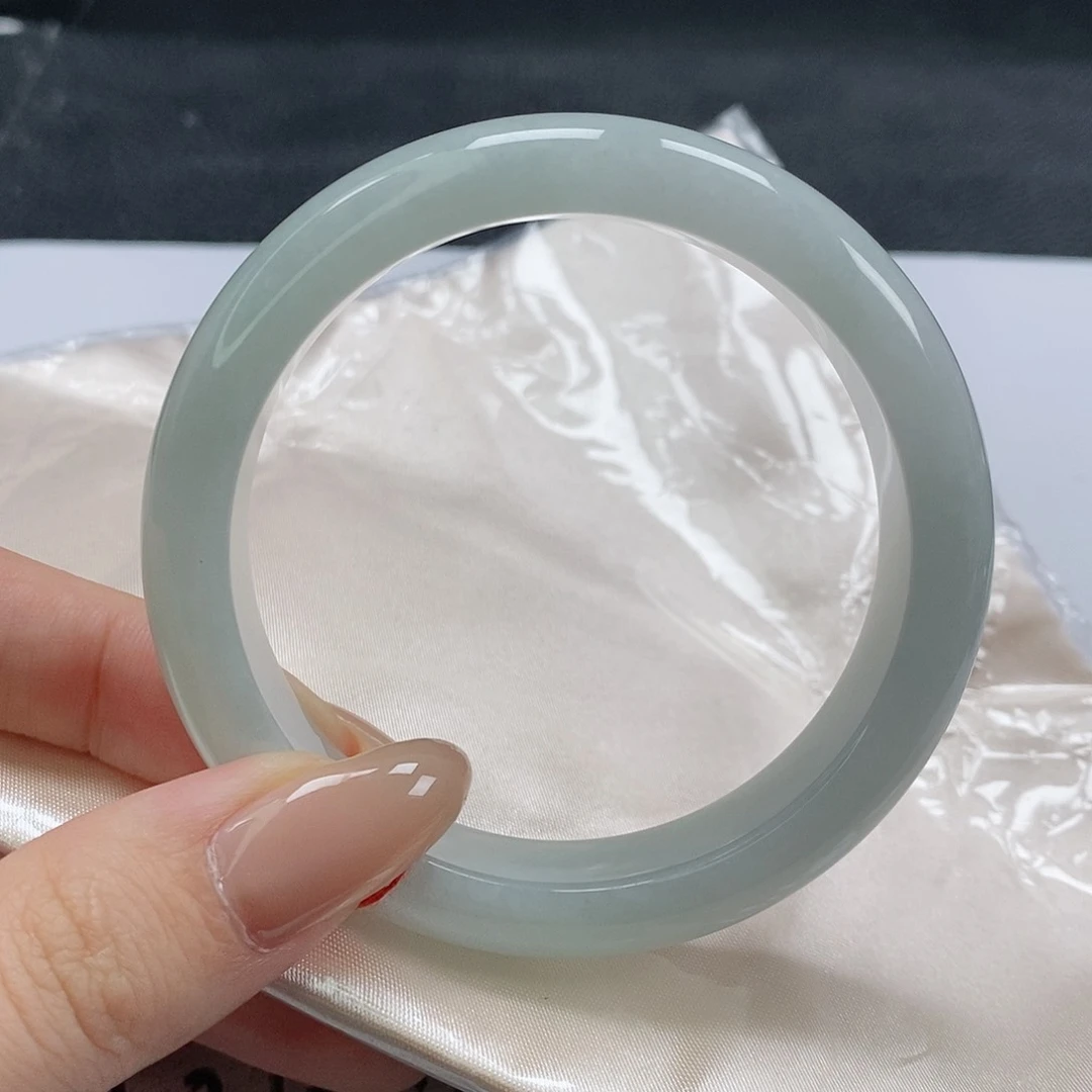 【闪购商品】翡翠手镯未镶嵌357号