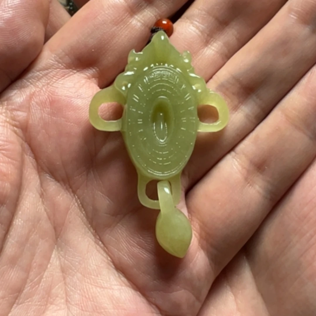 【闪购商品】颈饰未镶嵌和田玉