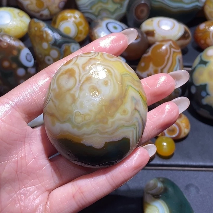 【闪购商品】未镶嵌玛瑙/玉髓珠宝奇石r r