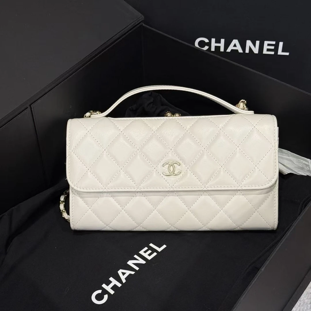 95新 Chanel/香奈儿 多多奢品/香奈儿22a白色手柄woc包/98新
