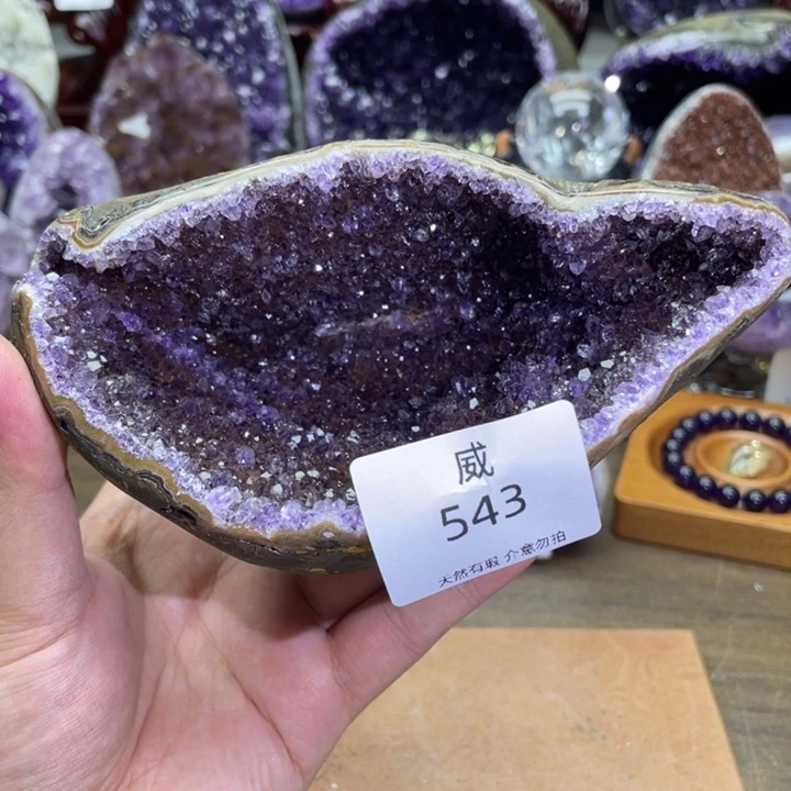 未镶嵌珠宝半成品水晶